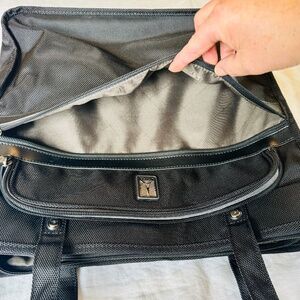 Travelpro FlightCrew™ 5 City Tote
